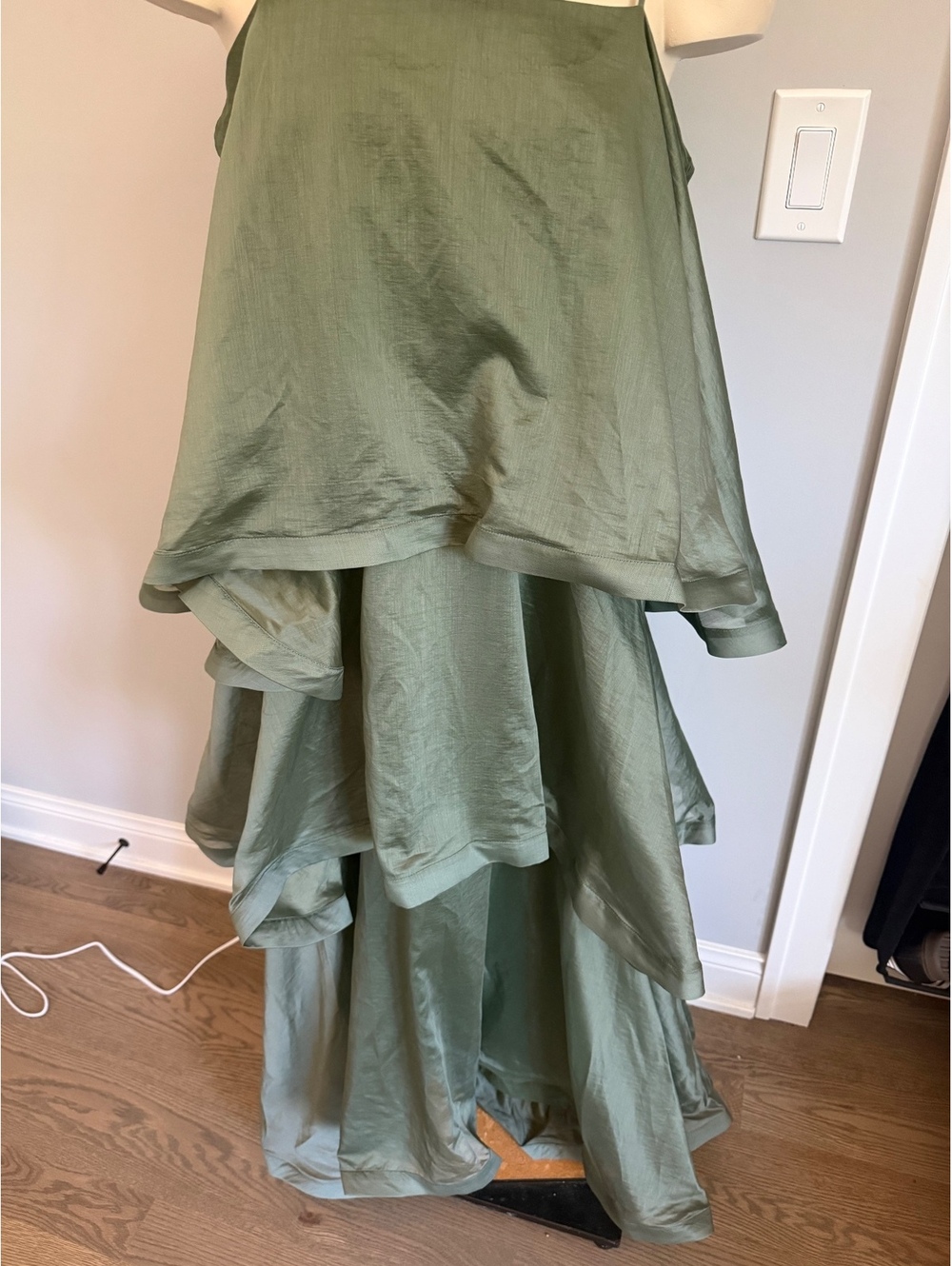 Elliatt Women's Olive Green Maxi Dress with Layered Flowy Design - Picture 4 of 9